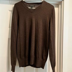 Medium gently used Banana Republic Sweater